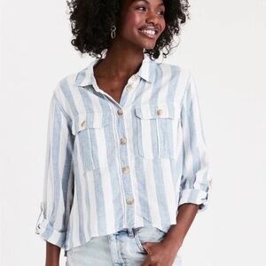 AMERICAN EAGLE STRIPED LINEN BLENDER BUTTON UP